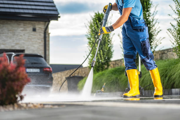 Best Deck and Patio Pressure Washing in Blossom, TX